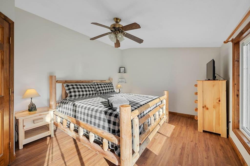 Dog Friendly! Views! Hot Tub! Close To Pf! Gsmnp Sevierville Exterior foto