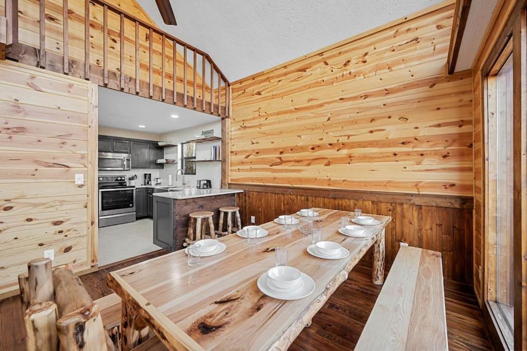 Dog Friendly! Views! Hot Tub! Close To Pf! Gsmnp Sevierville Exterior foto